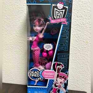 Dead tired draculara